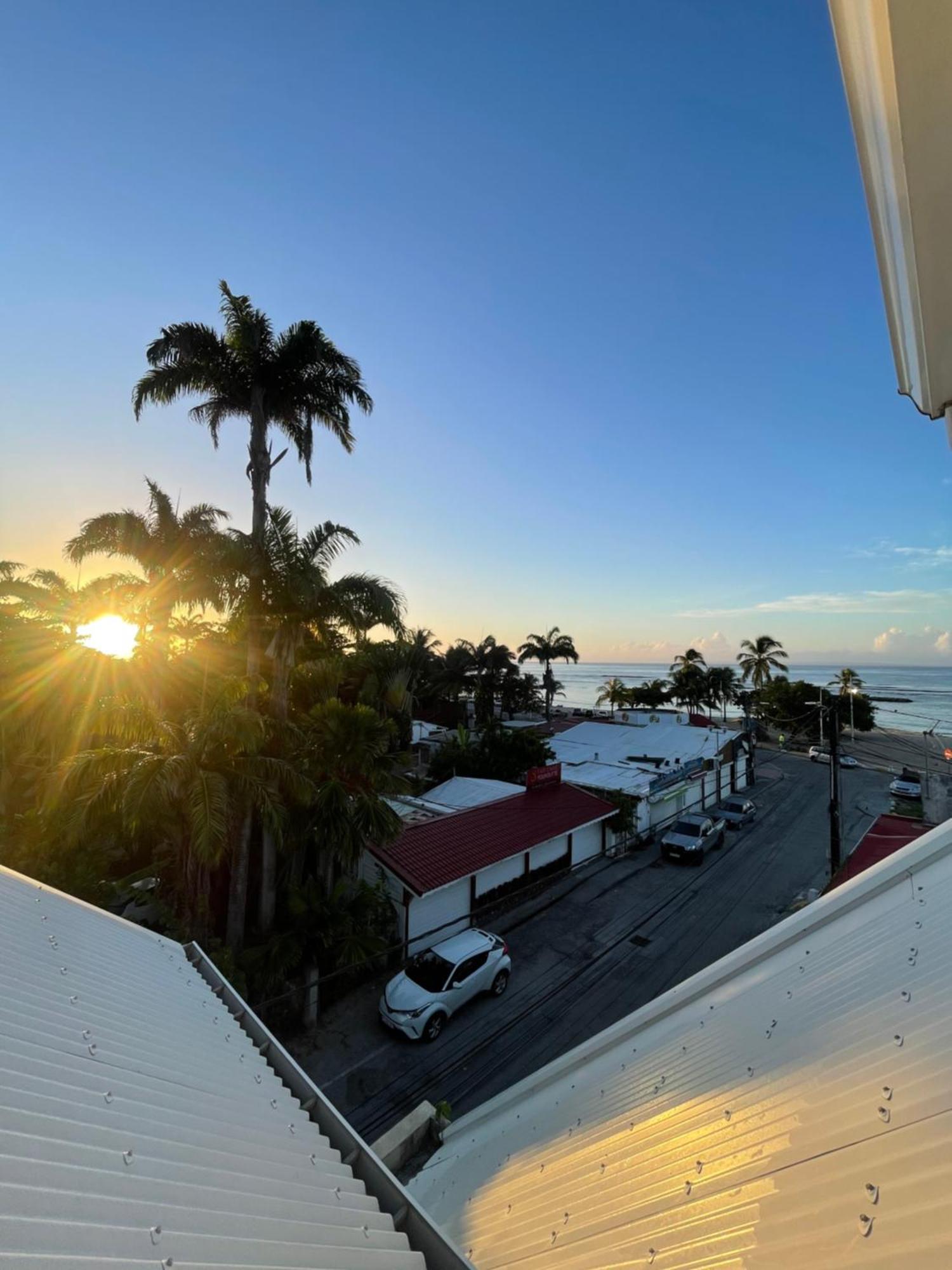 Plage St-Anne T2 Balcon Sainte-Anne  Exterior photo